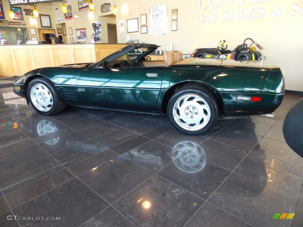 1991 Corvette Convertible - Polo Green Metallic / Saddle photo #2
