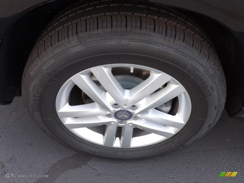 2015 GL 350 BlueTEC 4Matic - Obsidian Black Metallic / Black photo #5