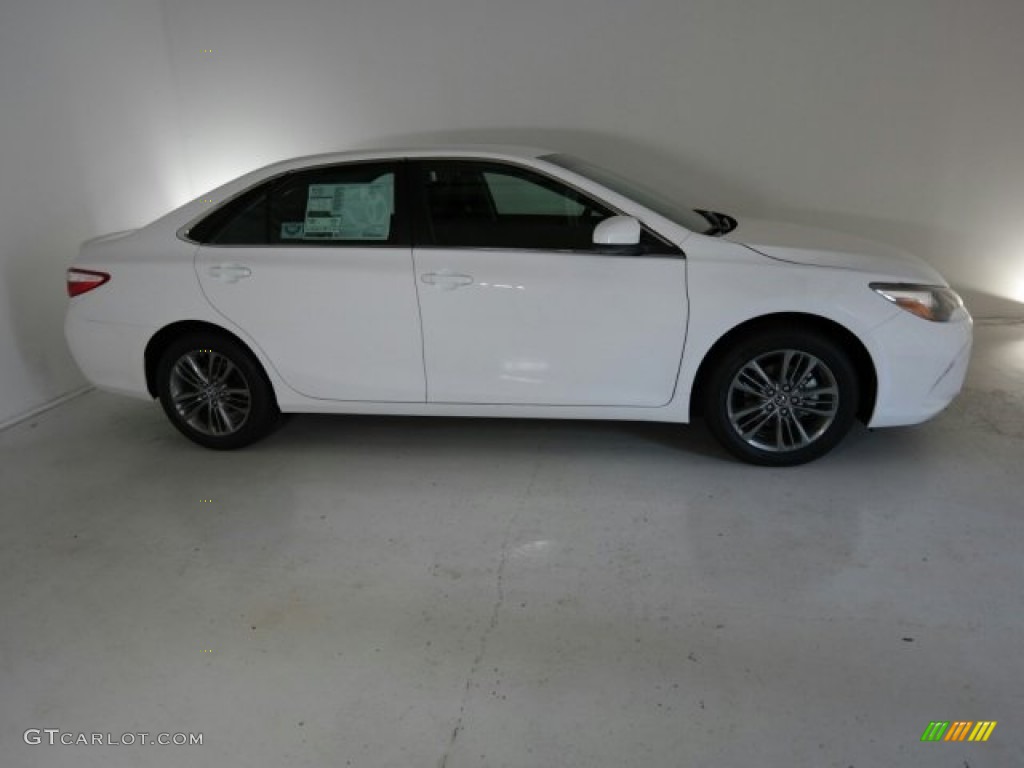 2015 Camry SE - Super White / Black photo #1