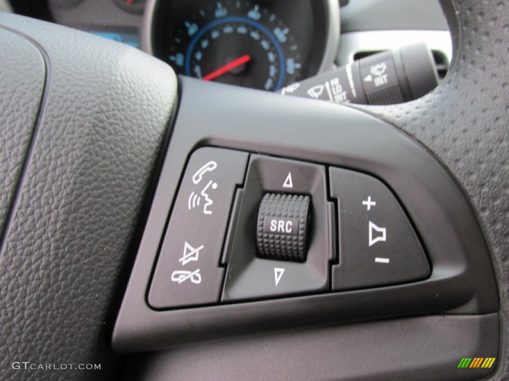 2015 Chevrolet Cruze LS Controls Photo #98201327