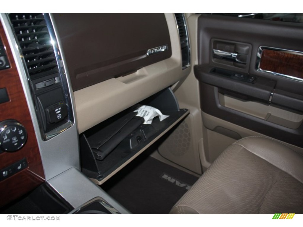 2011 Ram 1500 Laramie Quad Cab - Brilliant Black Crystal Pearl / Light Pebble Beige/Bark Brown photo #31