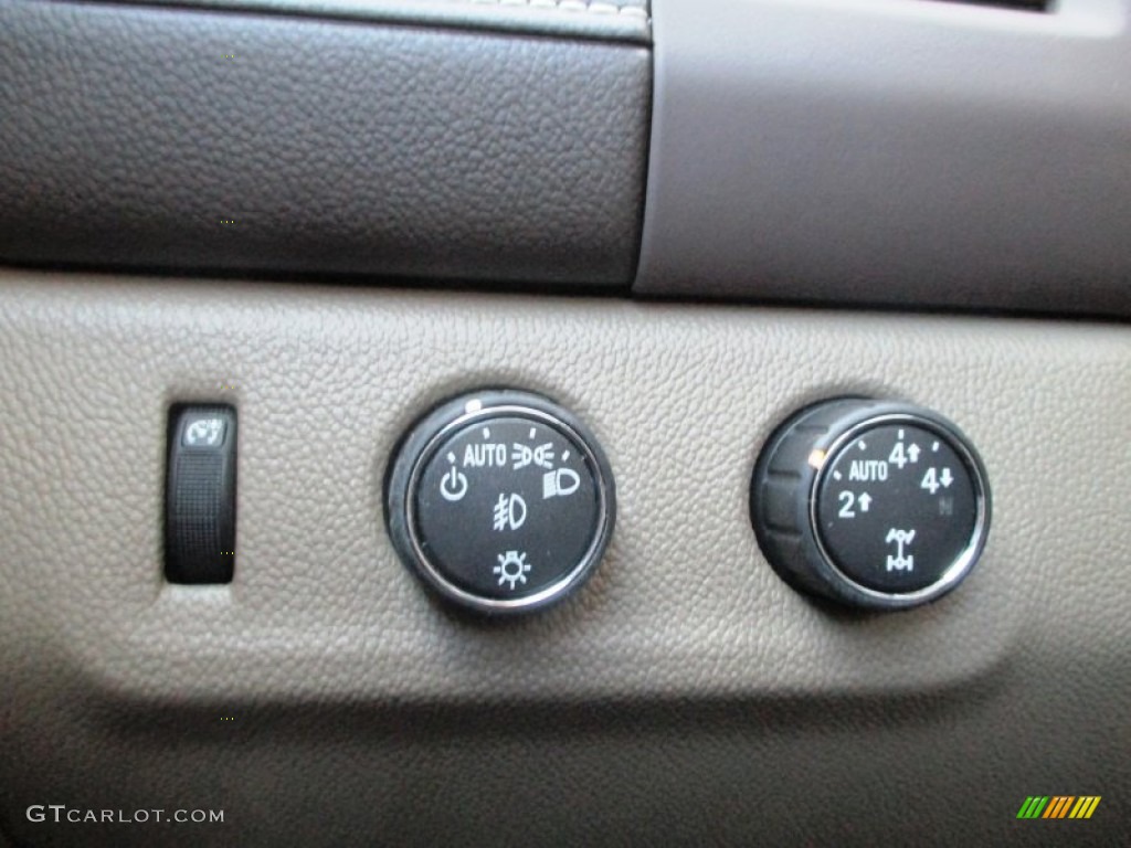 2015 GMC Canyon SLT Crew Cab 4x4 Controls Photo #98208687