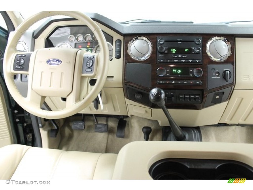 2008 F350 Super Duty Lariat SuperCab 4x4 - Forest Green Metallic / Medium Stone photo #26