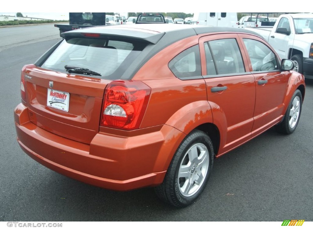 2008 Caliber SE - Sunburst Orange Pearl / Dark Slate Gray photo #5