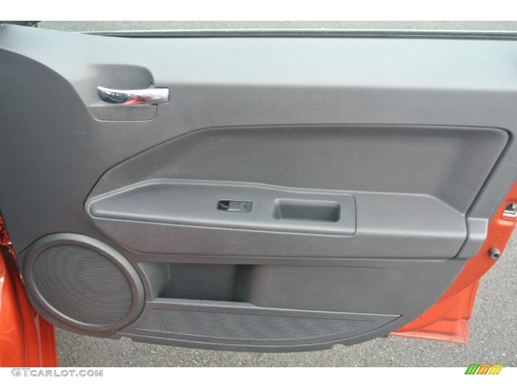 2008 Caliber SE - Sunburst Orange Pearl / Dark Slate Gray photo #24