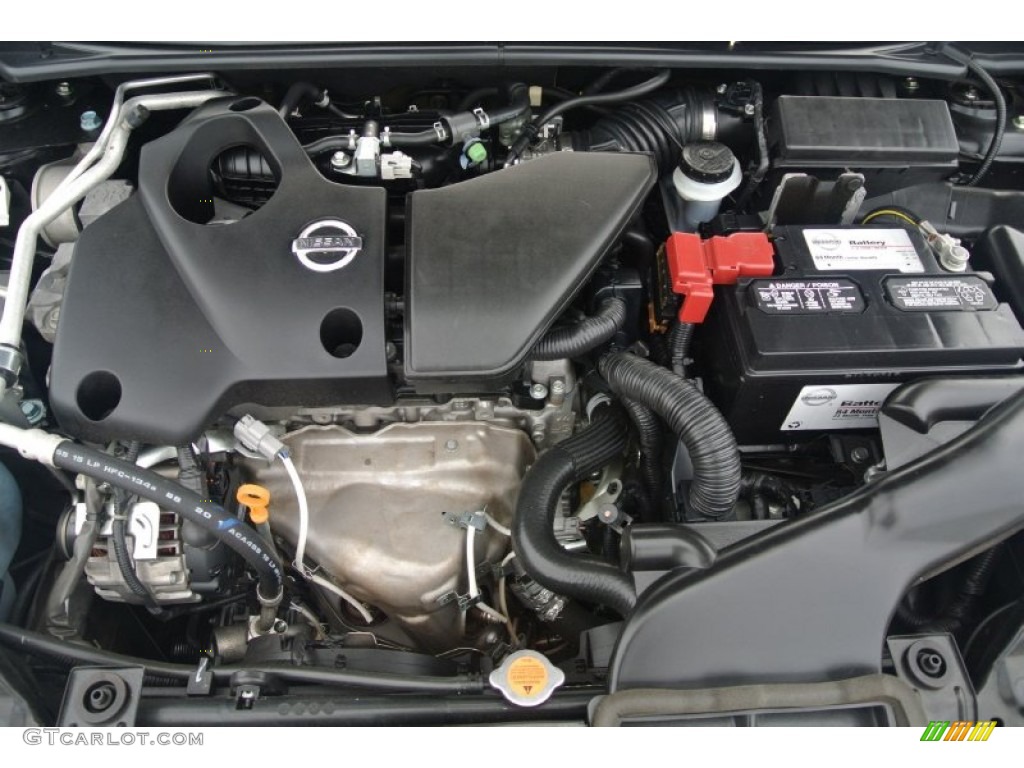 2012 Nissan Sentra SE-R Engine Photos