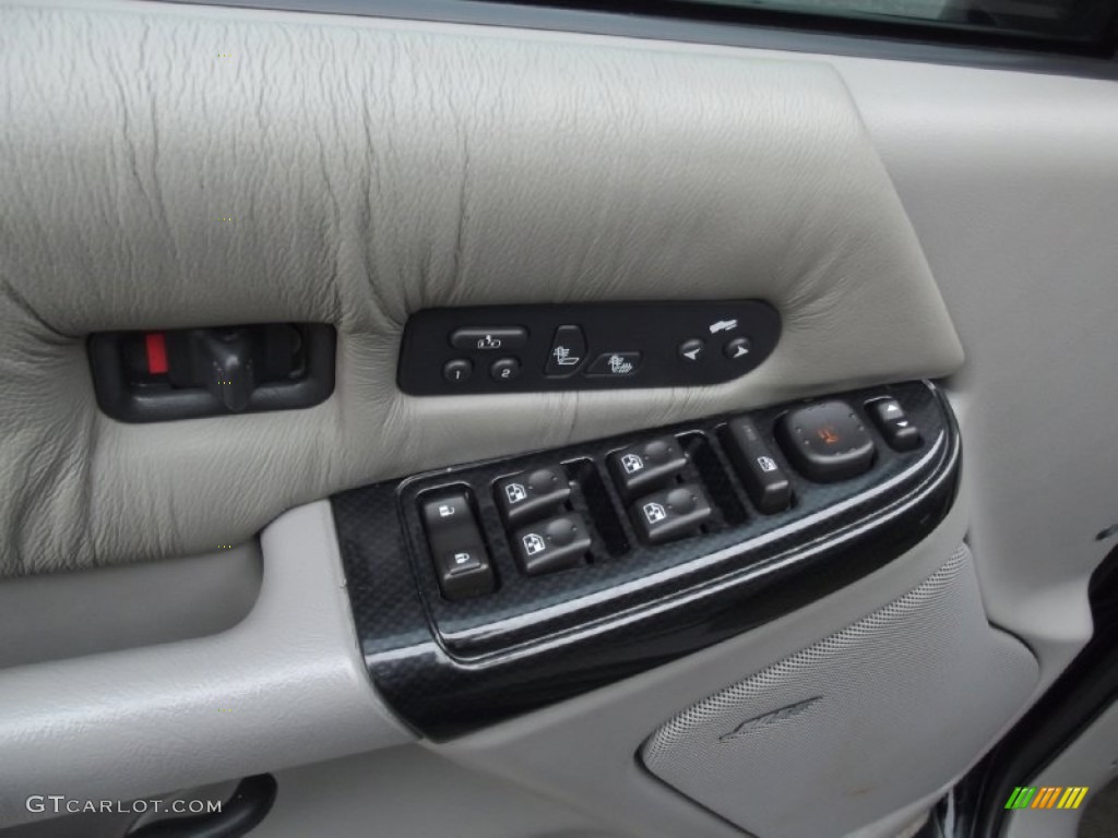 2005 Tahoe Z71 4x4 - Black / Gray/Dark Charcoal photo #18