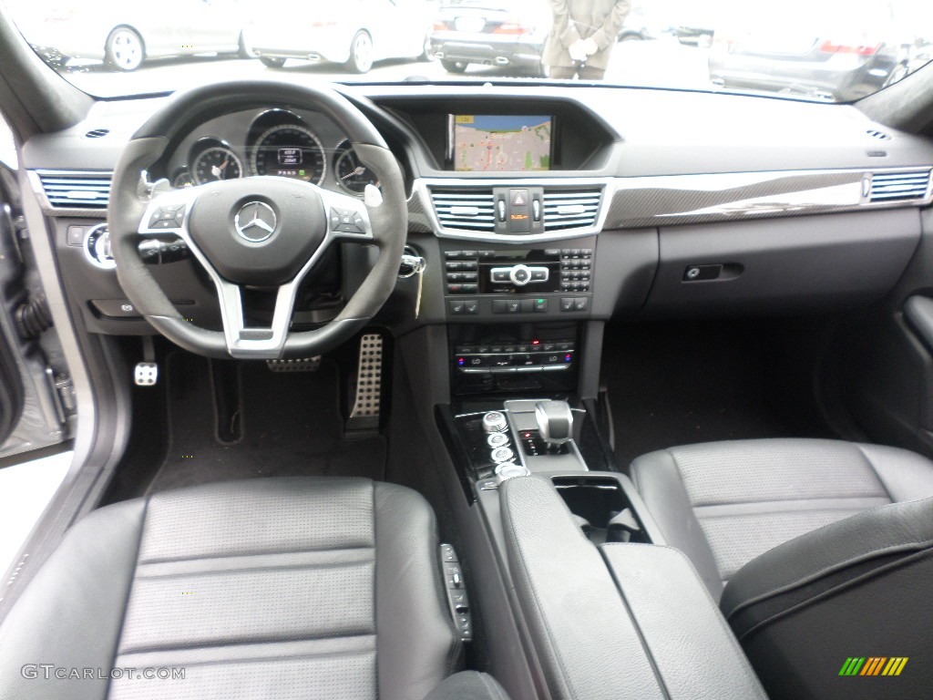 2012 E 63 AMG Wagon - Palladium Silver Metallic / Black photo #21