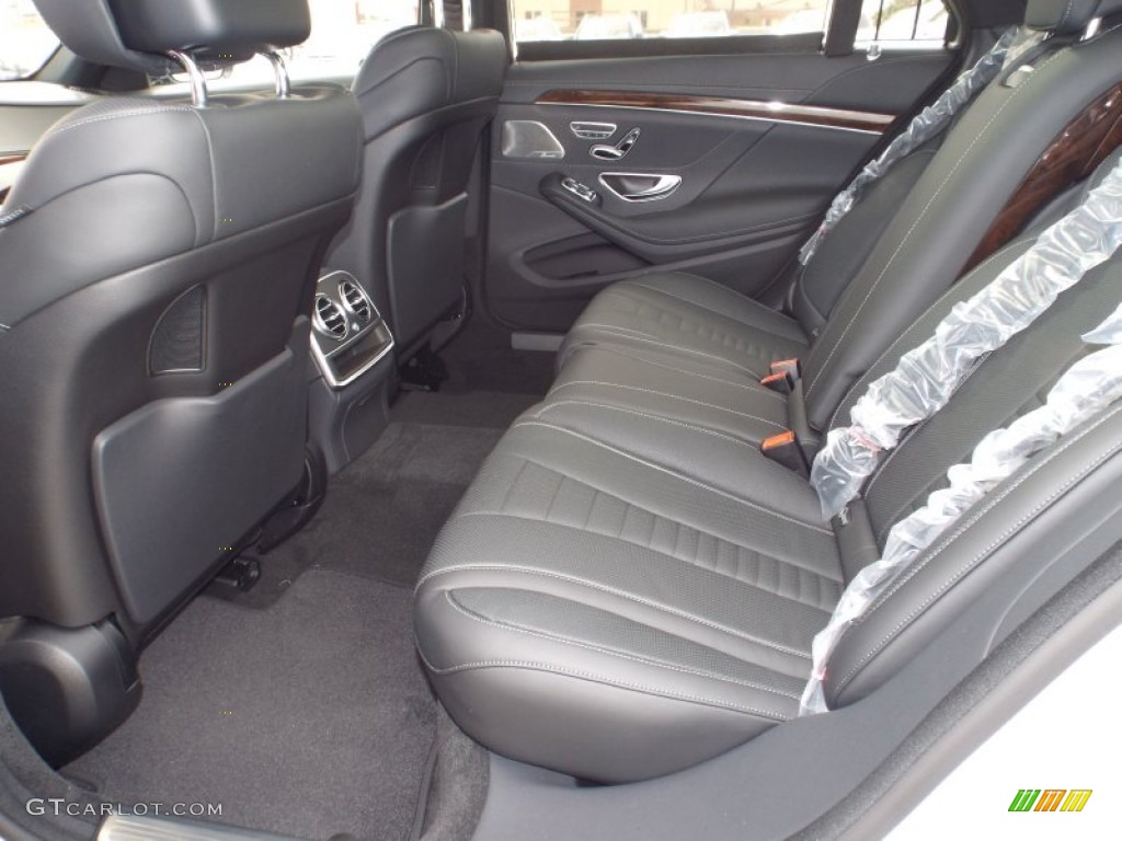 2015 Mercedes-Benz S 550 Sedan Rear Seat Photo #98226323