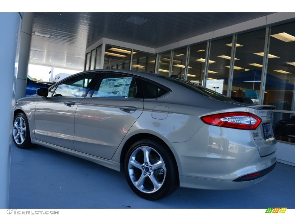 2015 Fusion SE - Tectonic Silver Metallic / Charcoal Black photo #21