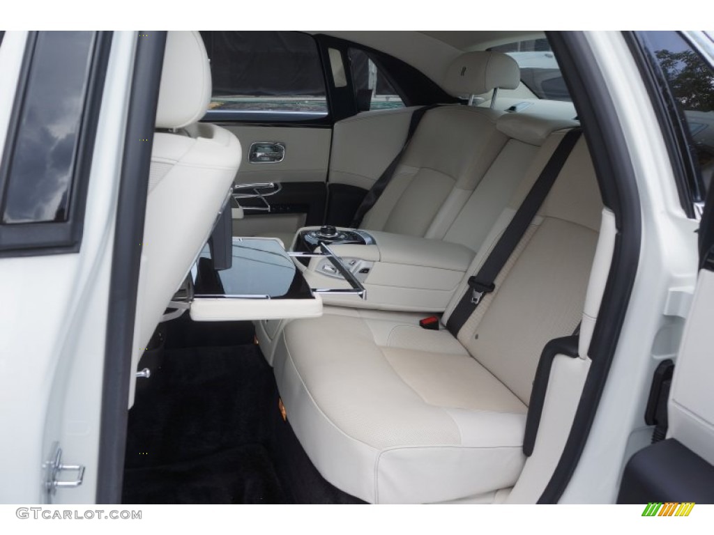 2012 Rolls-Royce Ghost Standard Ghost Model Rear Seat Photo #98232239