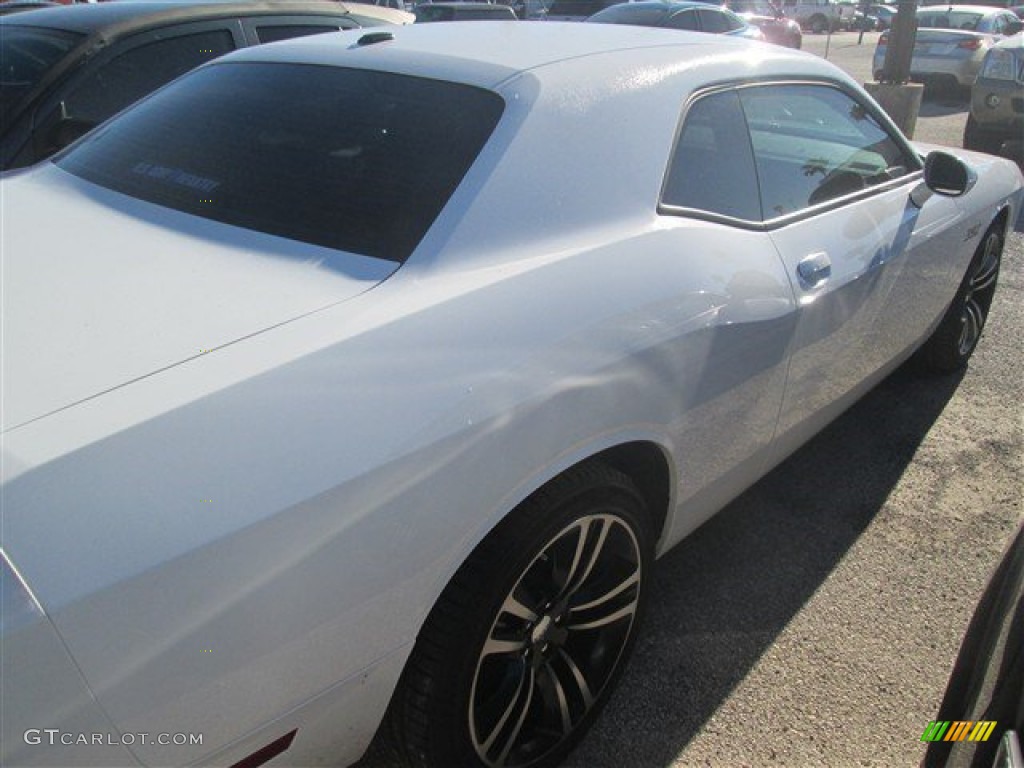 2014 Challenger SRT8 Core - Bright White / Dark Slate Gray photo #8