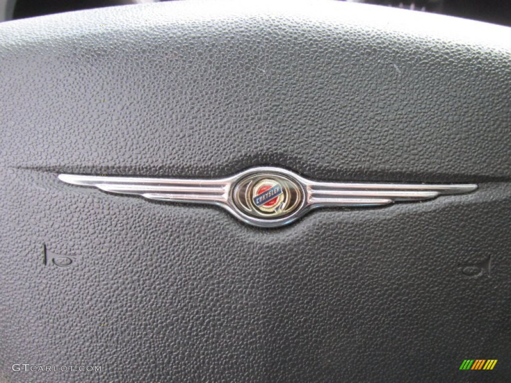 2010 Sebring Limited Sedan - Silver Steel Metallic / Dark Slate Gray photo #38
