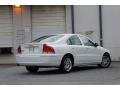 Ice White - S60 2.5T Photo No. 14
