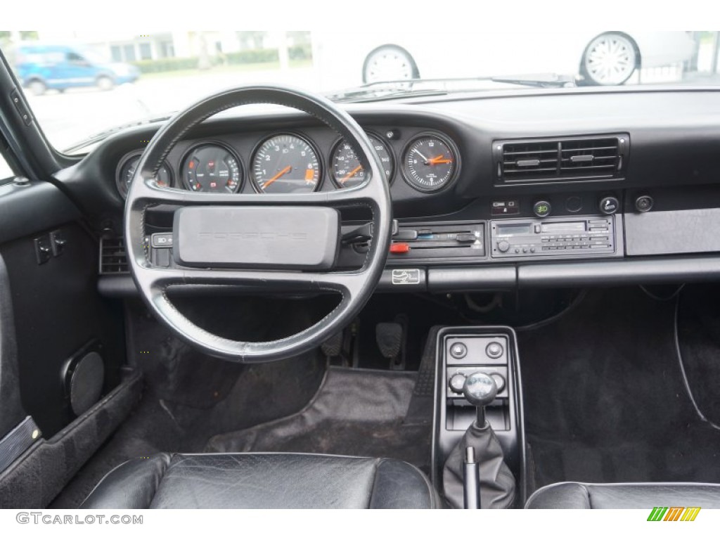1987 Porsche 911 Targa Black Dashboard Photo #98235521