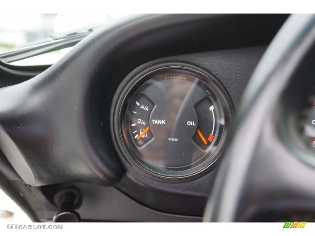 1987 Porsche 911 Targa Gauges Photo #98235695