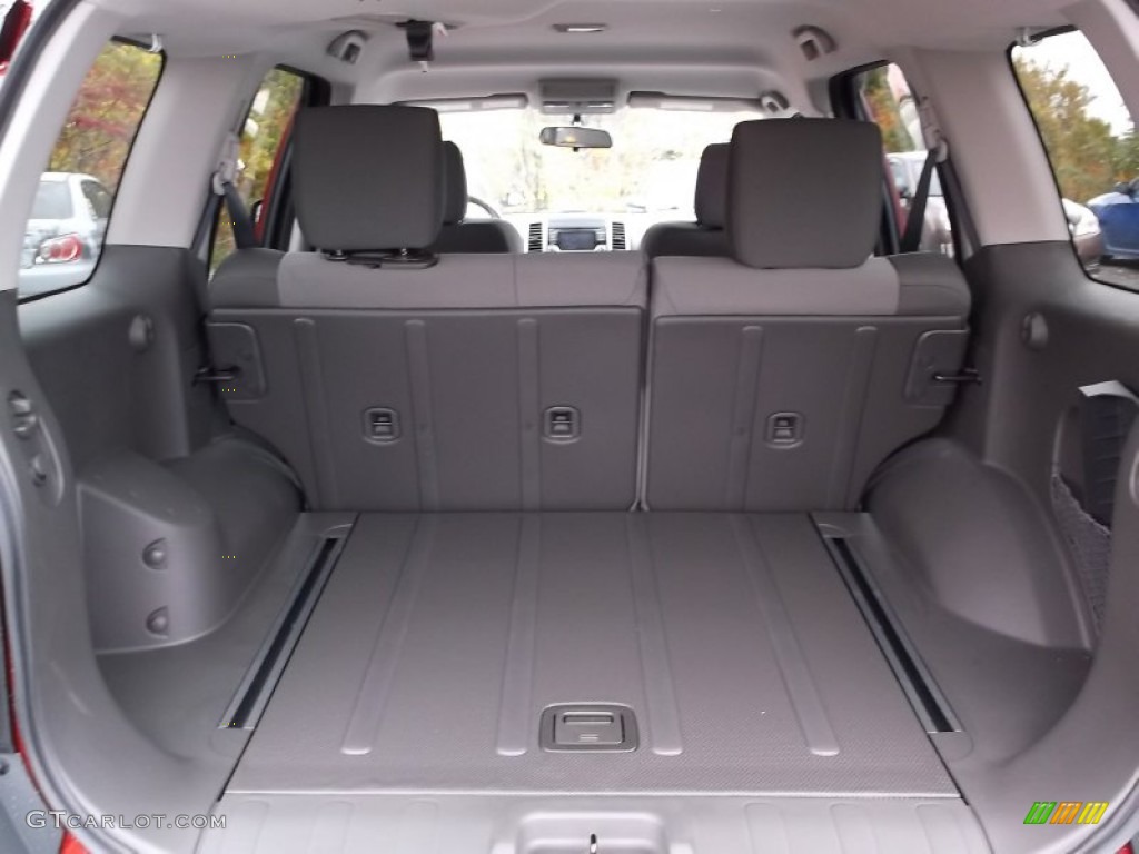 2015 Nissan Xterra S 4x4 Trunk Photo #98239214
