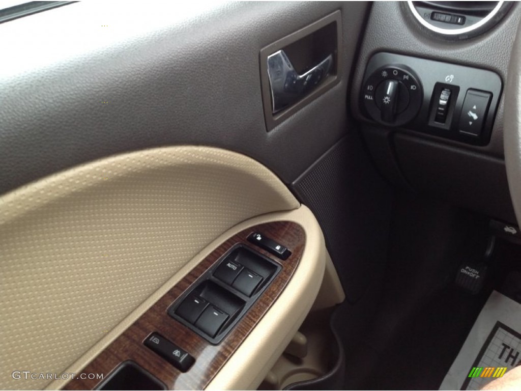 2008 Taurus X Eddie Bauer AWD - Black / Camel photo #14