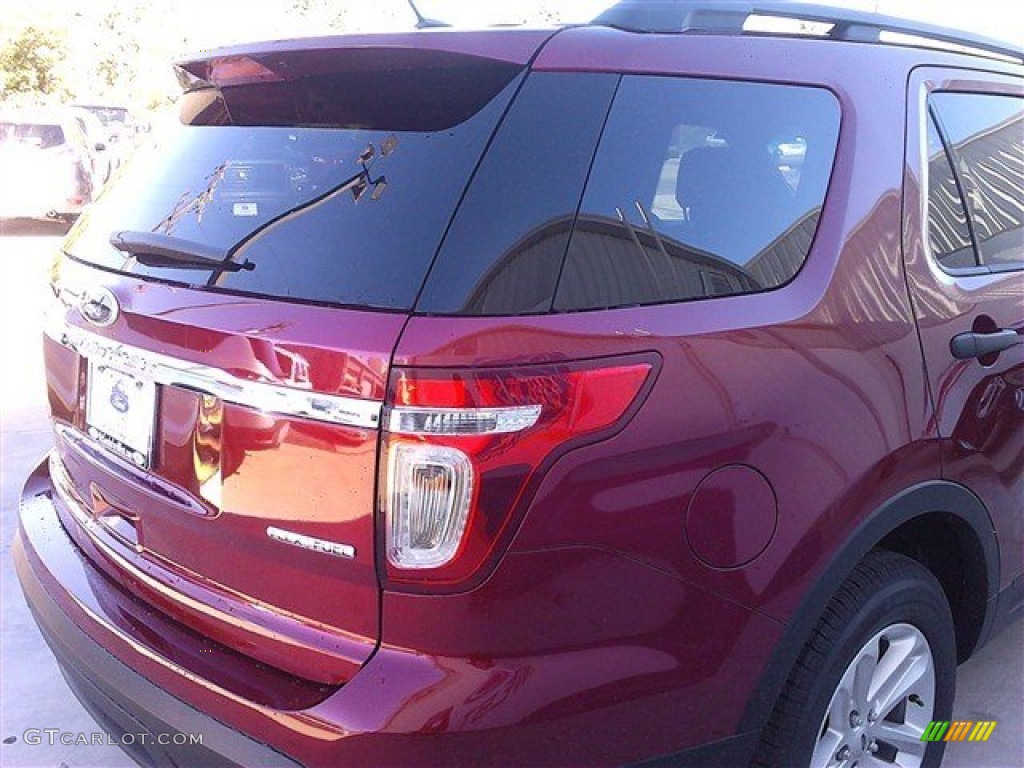 2015 Explorer FWD - Ruby Red / Medium Light Stone photo #10