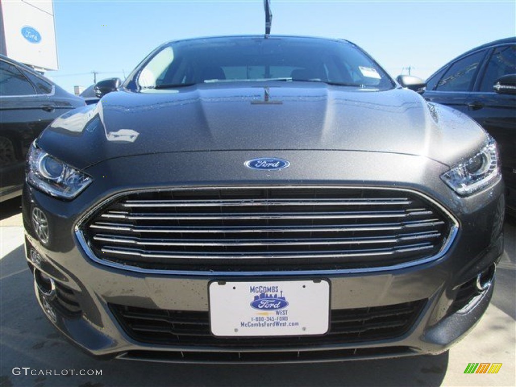 2015 Fusion Energi SE - Magnetic Metallic / Charcoal Black photo #5