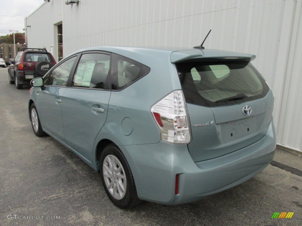 2013 Prius v Three Hybrid - Sea Glass Pearl / Dark Gray photo #4