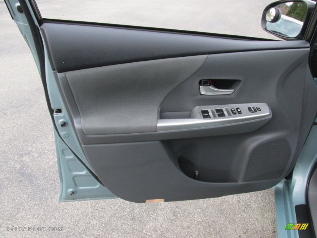 2013 Toyota Prius v Three Hybrid Door Panel Photos