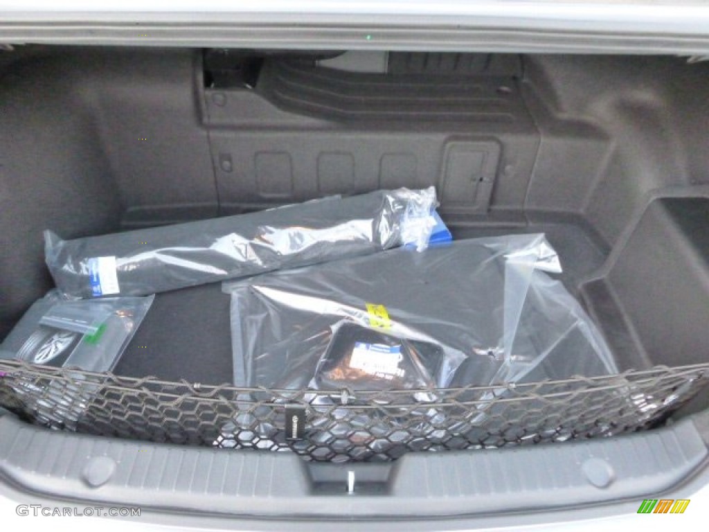 2015 Hyundai Sonata Hybrid Limited Trunk Photos