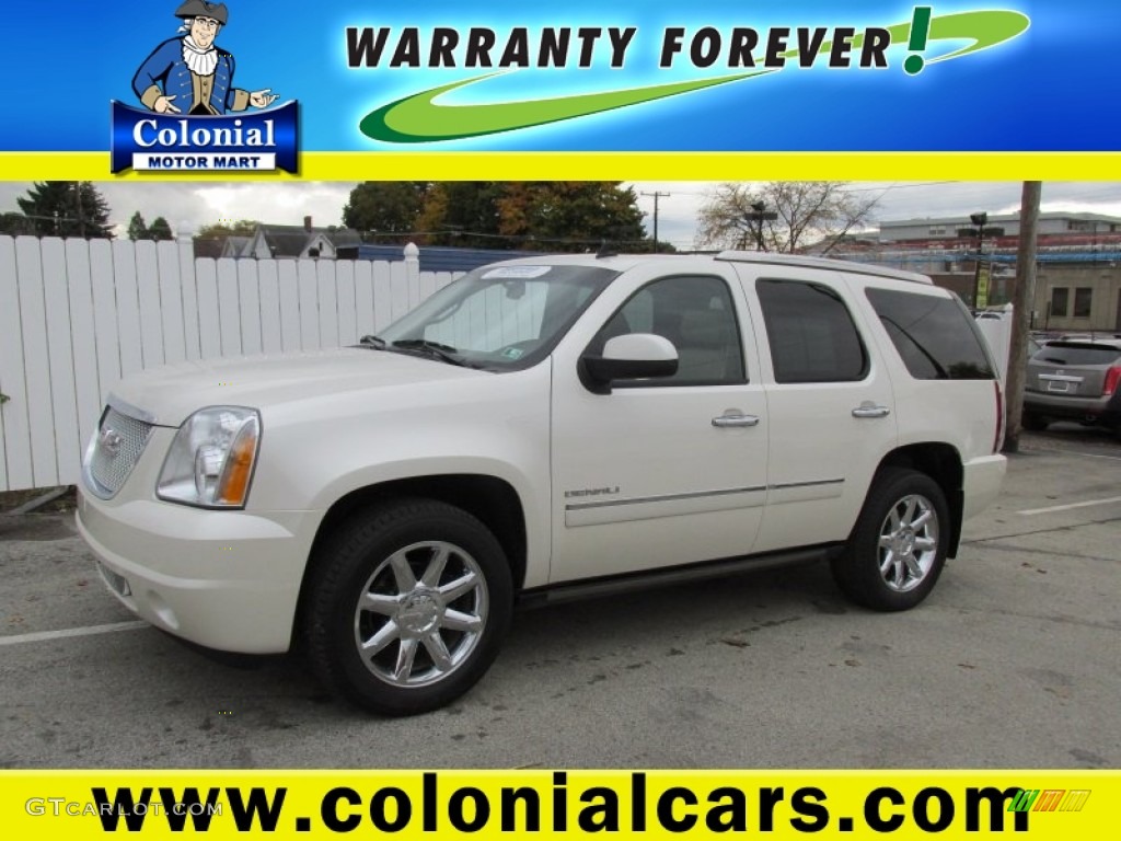 2010 Yukon Denali AWD - Summit White / Cocoa/Light Cashmere photo #1