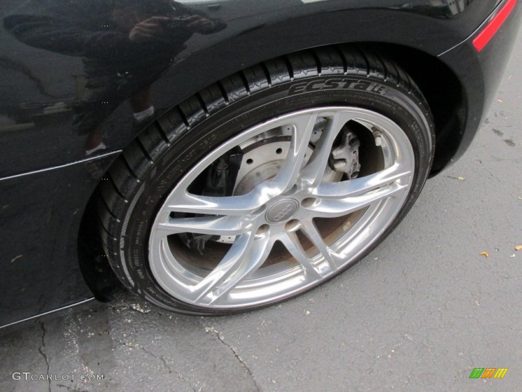 2012 R8 4.2 FSI quattro - Phantom Black Pearl Effect / Black photo #3