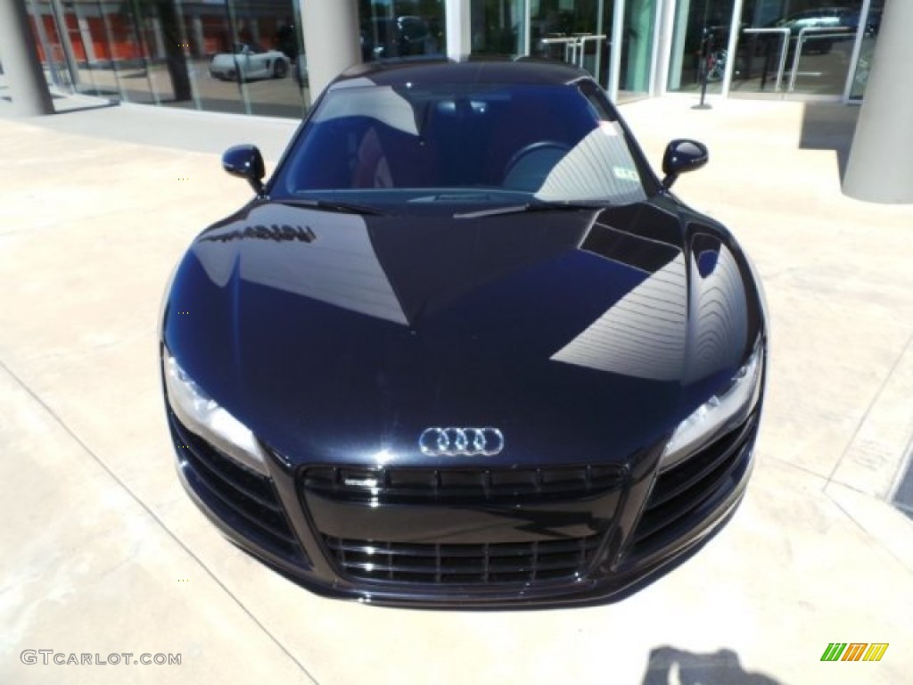 2012 R8 5.2 FSI quattro - Phantom Black Pearl Effect / Red photo #2