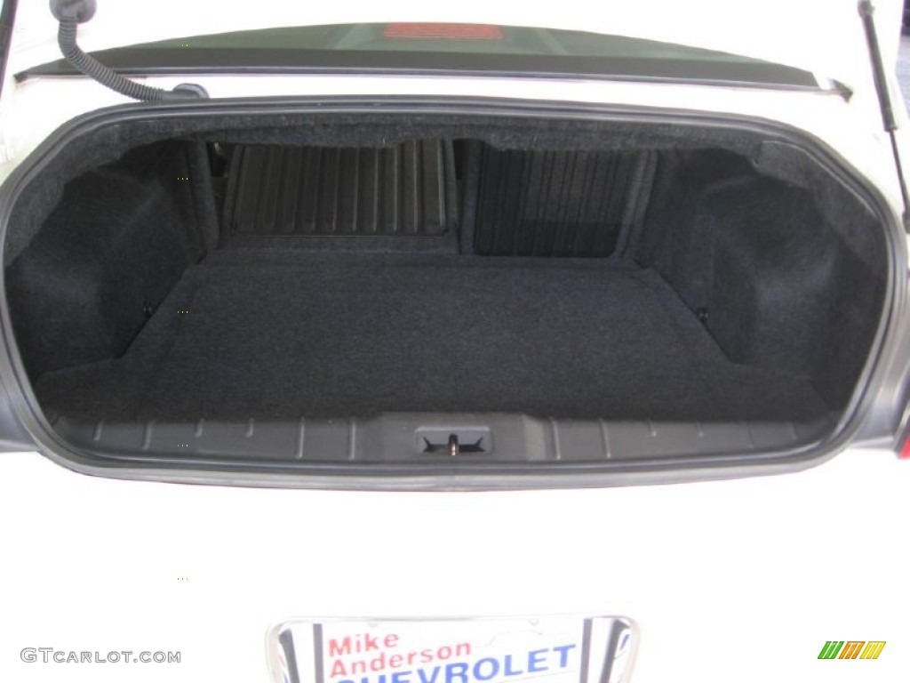 2008 Malibu LT Sedan - White / Ebony photo #15