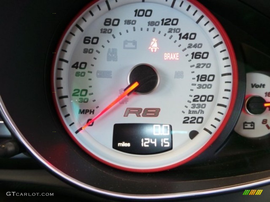 2012 R8 5.2 FSI quattro - Phantom Black Pearl Effect / Red photo #38