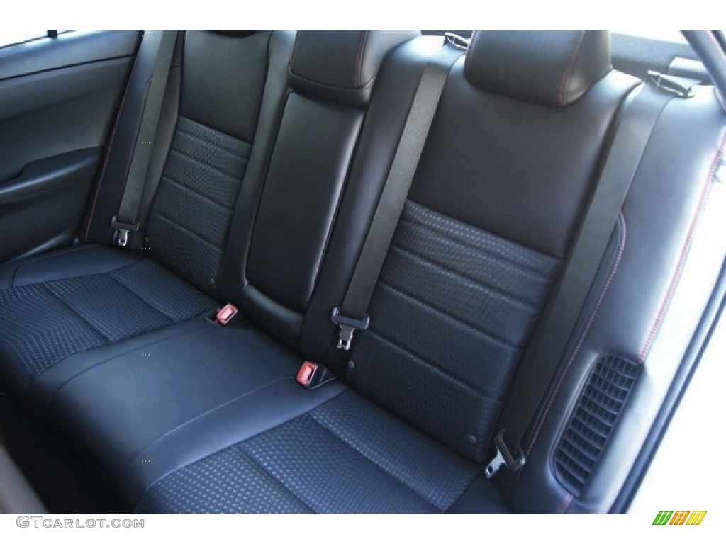 2015 Toyota Camry Hybrid SE Rear Seat Photo #98259101