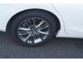 2015 Toyota Camry Hybrid SE Wheel and Tire Photo
