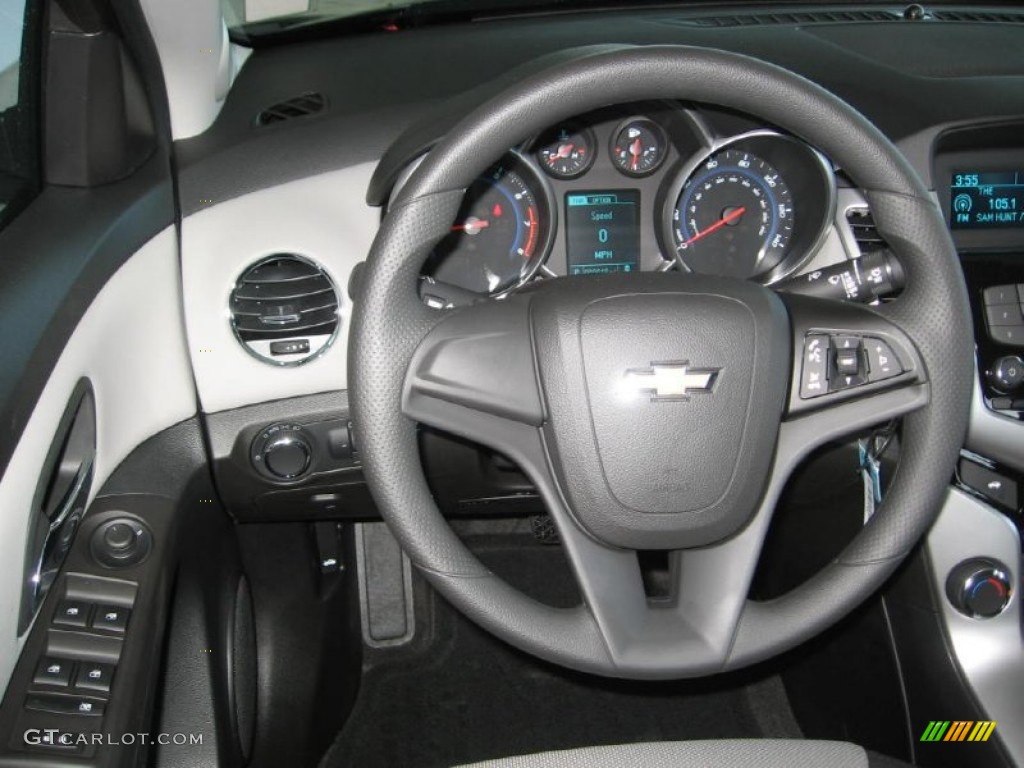 2015 Cruze LS - Black Granite Metallic / Jet Black/Medium Titanium photo #4