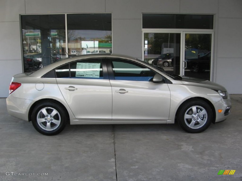 Champagne Silver Metallic 2015 Chevrolet Cruze LT Exterior Photo #98259629