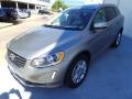 Sea Shell Metallic - XC60 T5 Drive-E Photo No. 3