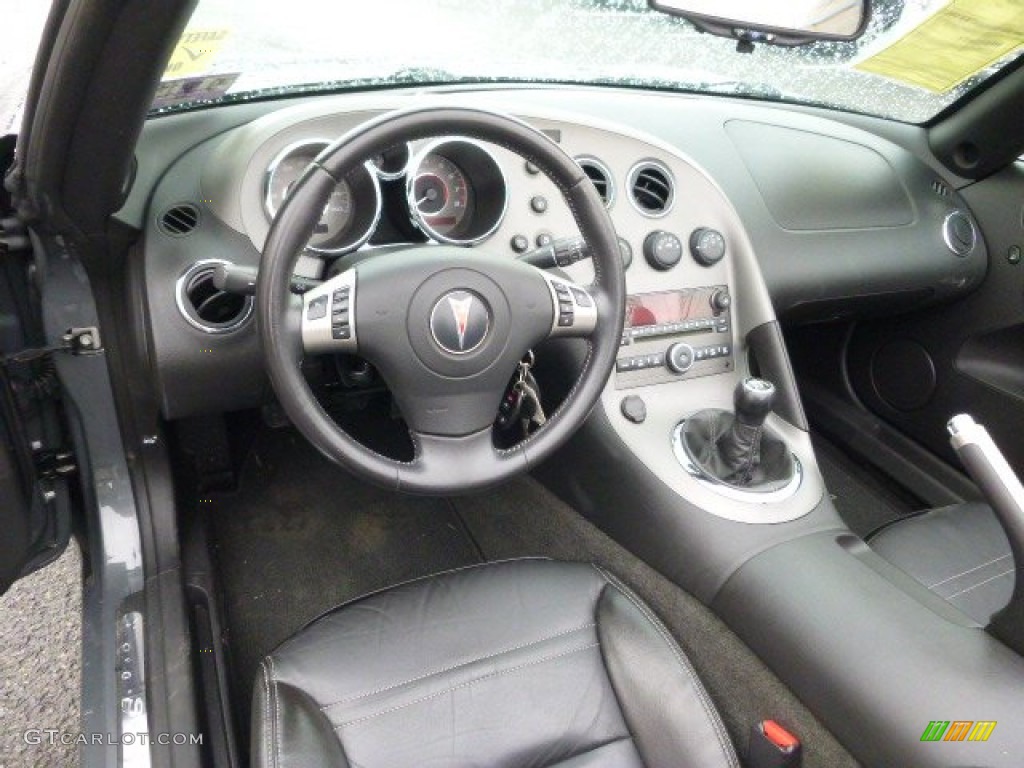 2008 Solstice GXP Roadster - Sly Gray / Ebony photo #14