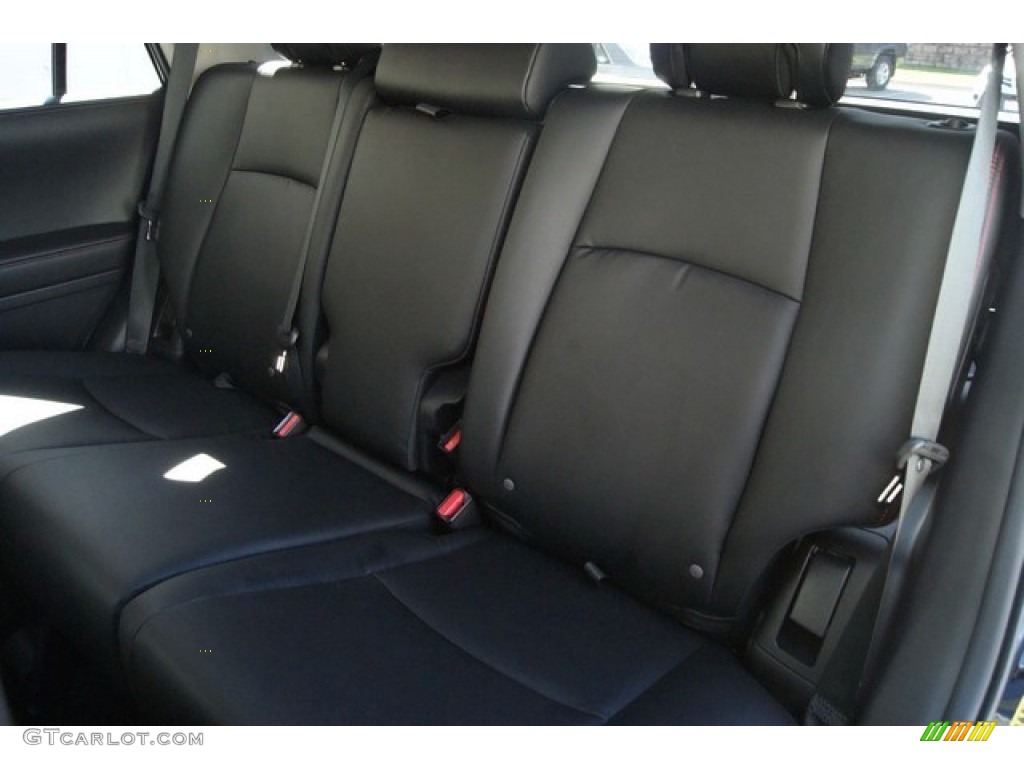 2015 Toyota 4Runner TRD Pro 4x4 Rear Seat Photos