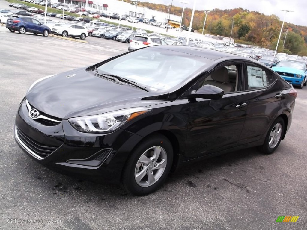 2015 Elantra SE Sedan - Black Diamond / Beige photo #4