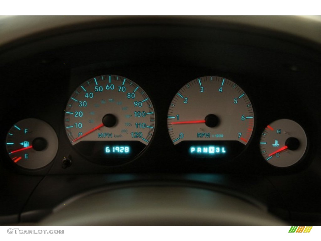 2005 Dodge Caravan SXT Gauges Photos