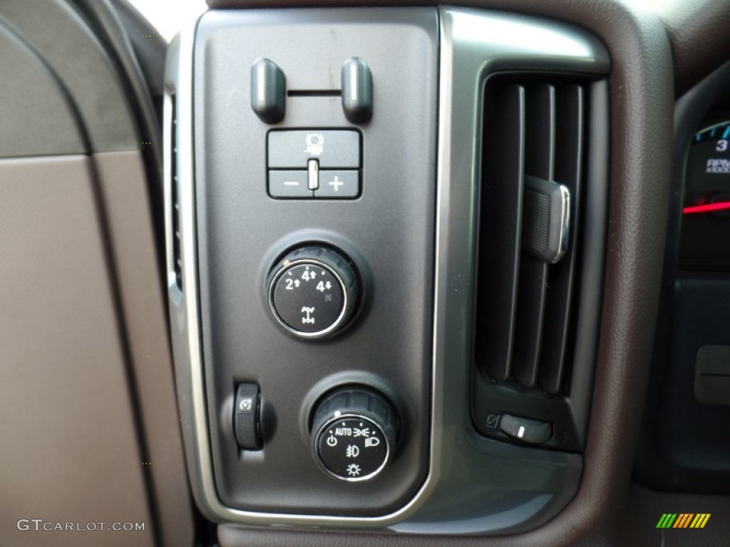 2015 Chevrolet Silverado 2500HD LT Crew Cab 4x4 Controls Photo #98278253