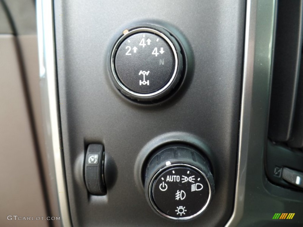 2015 Chevrolet Silverado 2500HD LT Crew Cab 4x4 Controls Photo #98278289