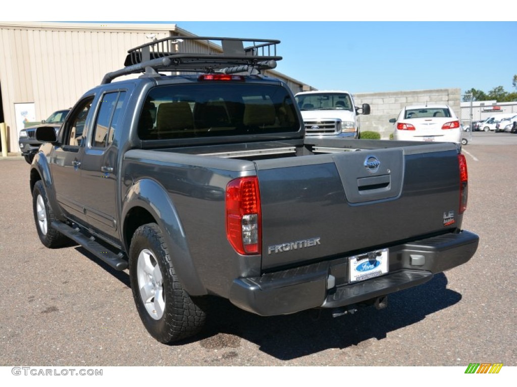 2006 Frontier LE Crew Cab - Granite Metallic / Steel photo #5