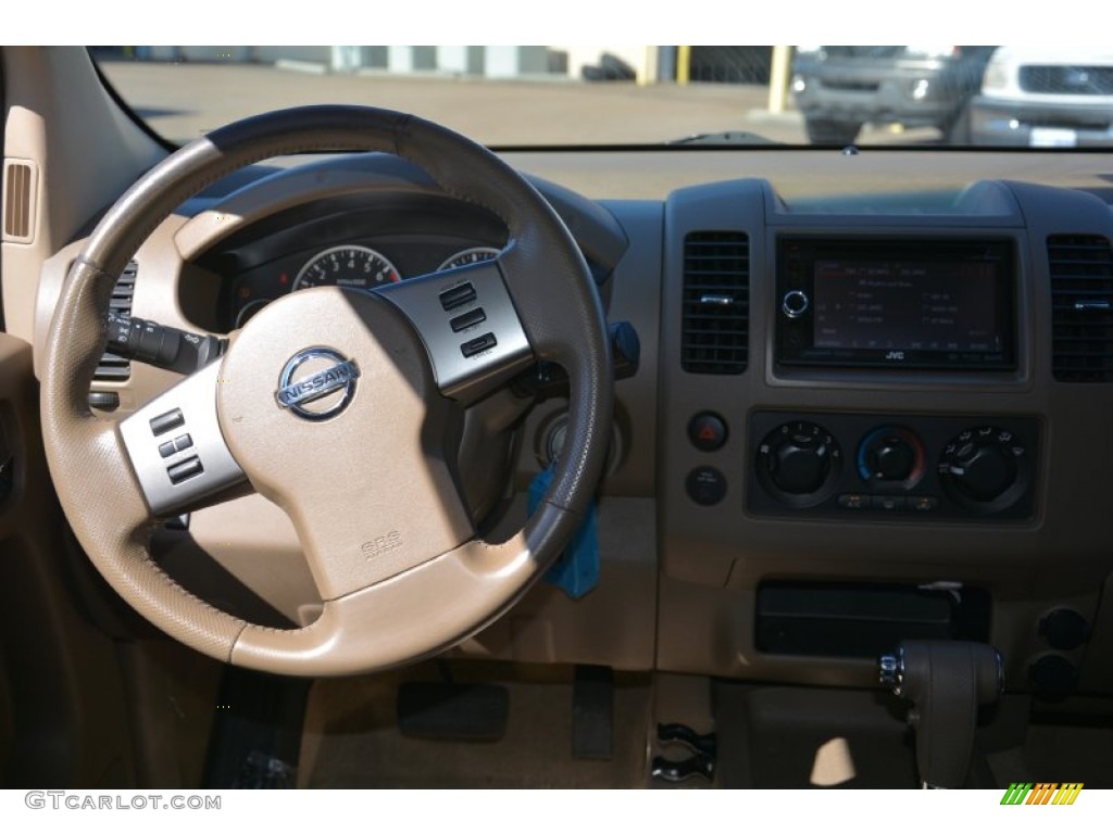 2006 Frontier LE Crew Cab - Granite Metallic / Steel photo #13