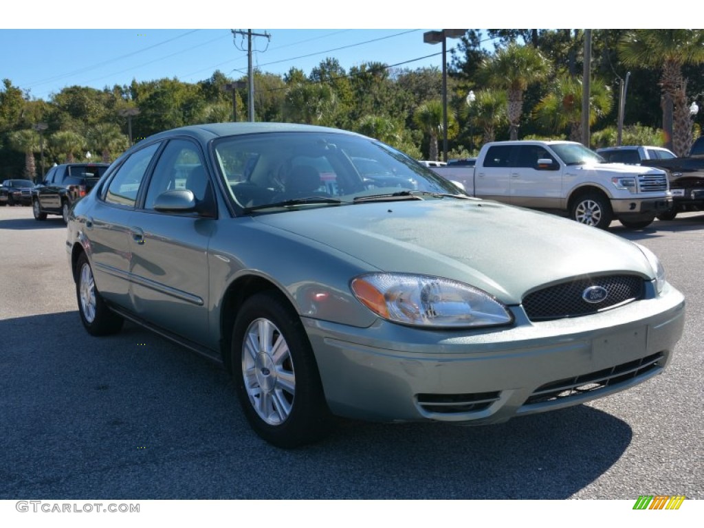2005 Taurus SEL - Light Tundra Metallic / Medium/Dark Flint photo #1