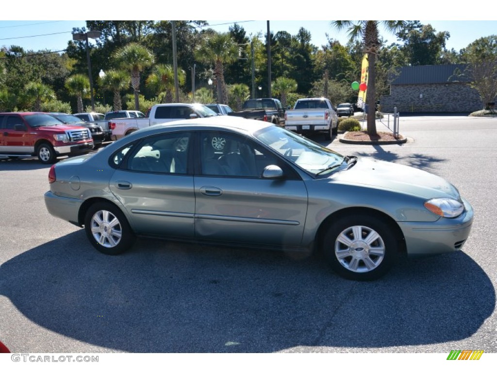2005 Taurus SEL - Light Tundra Metallic / Medium/Dark Flint photo #2