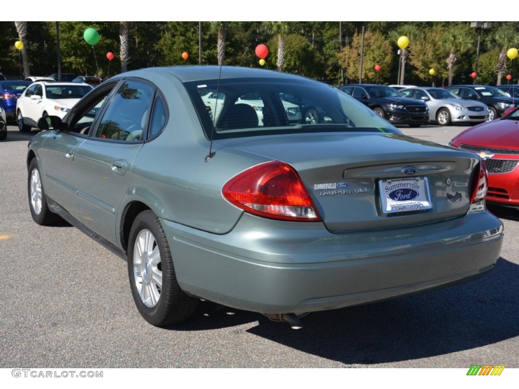 2005 Taurus SEL - Light Tundra Metallic / Medium/Dark Flint photo #5