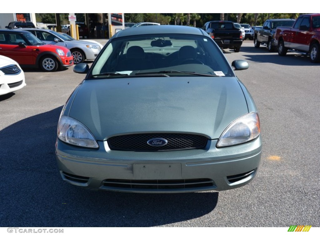 2005 Taurus SEL - Light Tundra Metallic / Medium/Dark Flint photo #8