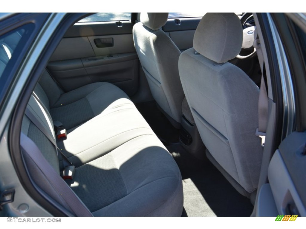 2005 Taurus SEL - Light Tundra Metallic / Medium/Dark Flint photo #17